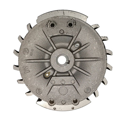 Маховик в сборе (4515, 4518, 5215, 5218, 5220)